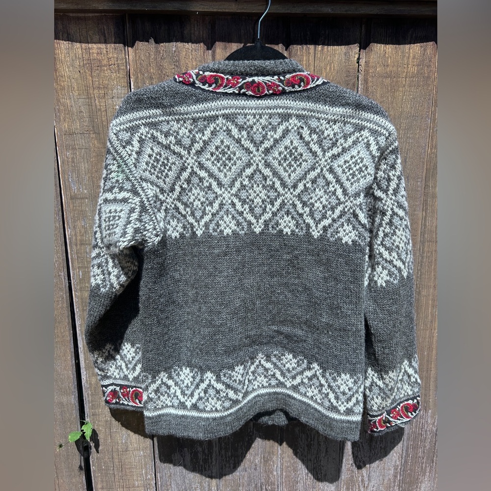VINTAGE | Norwegian Gray Wool Cardigan with Red Embroidered Trim - Picture 3 of 3